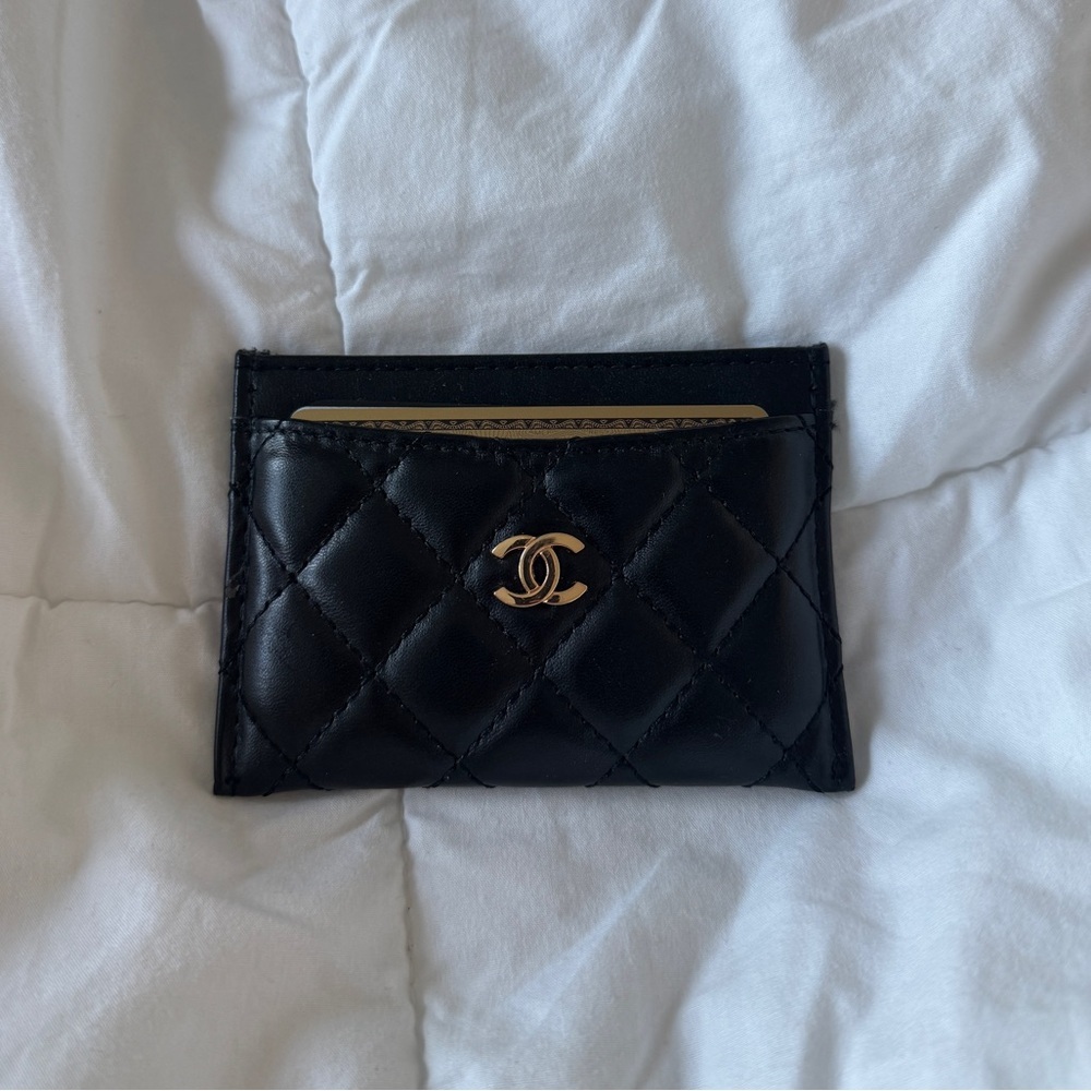 Luxury Design Black Quilted Card Holder